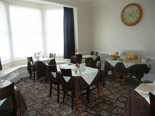 The Waverley Уитби Екстериор снимка
